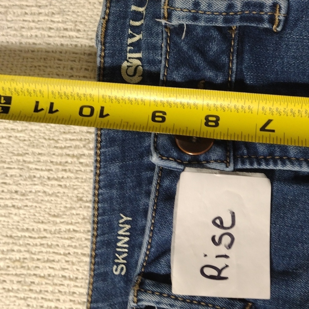 EUC Stylus Skinny Jeans size 28/6 - Picture 11 of 13